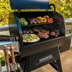Barbecue à Pellets TRAEGER Ironwood 650 -Cuisine Gril Boutique barbecue a pellets traeger ironwood 650 noir 3